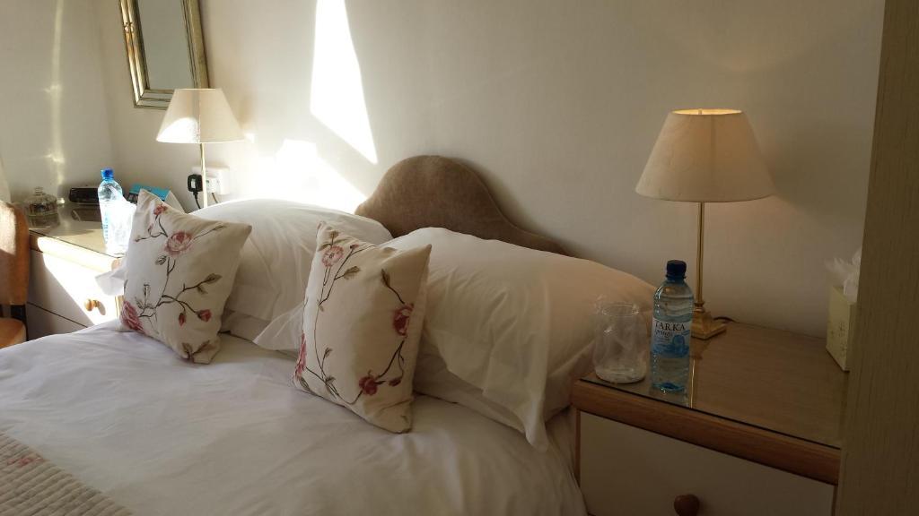 The Shirley Bed and Breakfast Torquay Rum bild